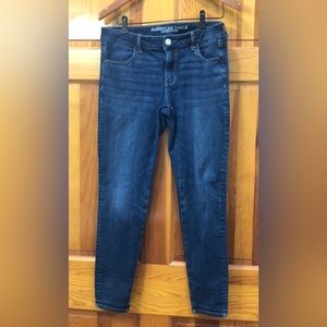 American Eagle Super Super Stretch jeans 54485. Woman’s Size 12.